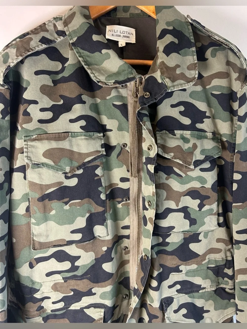 Nili Lotan Jackie Camouflage Army Barn Jacket Women’s Size L NWOT MSRP $895 - Picture 6 of 11